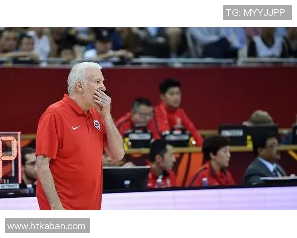 著名足球明星频频遭遇毒奶事件引发球迷热议与反思